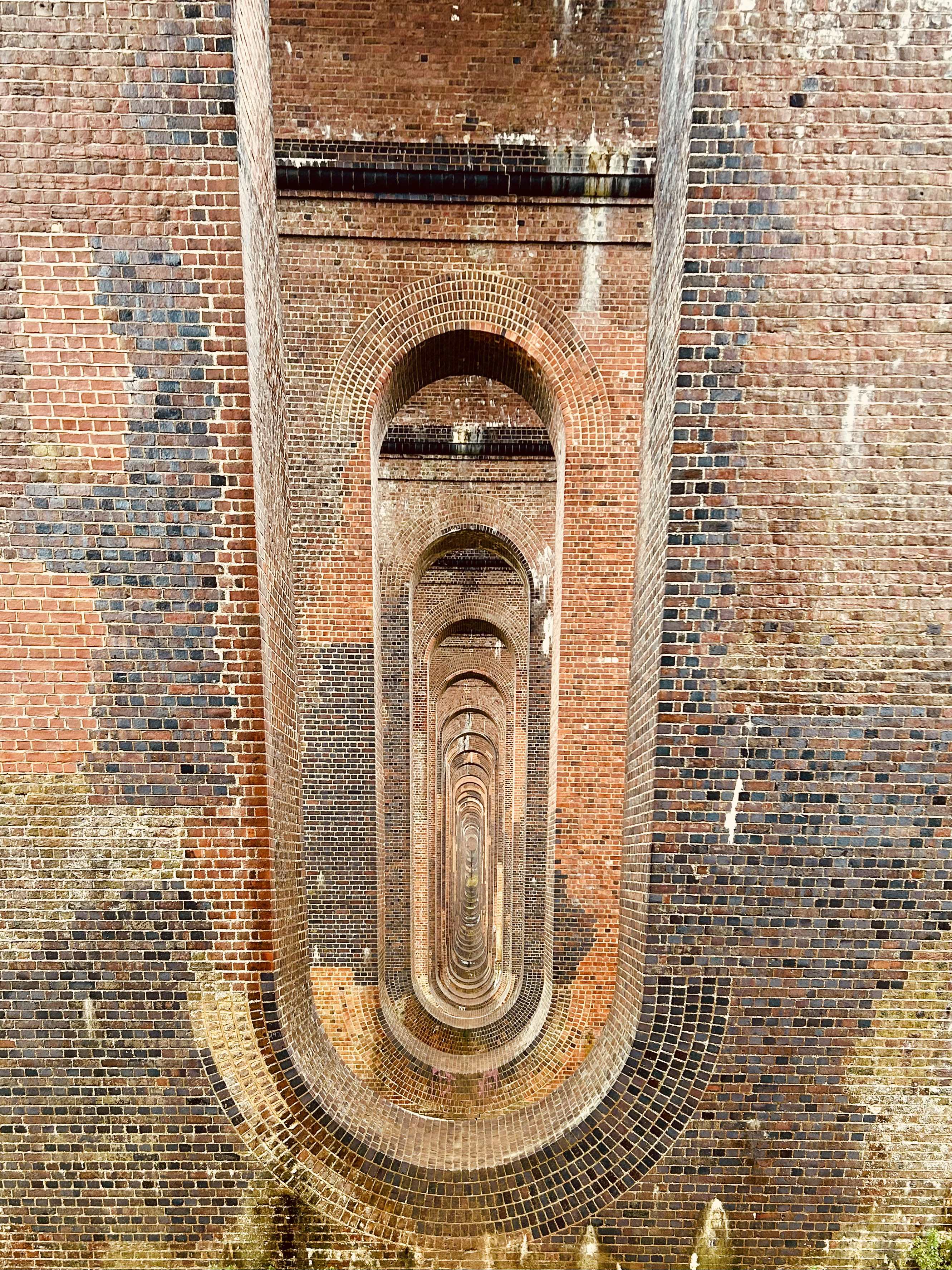 Ouse Valley Viaduct and Ardingly Reservoir A  west Sussex High Weald Hike