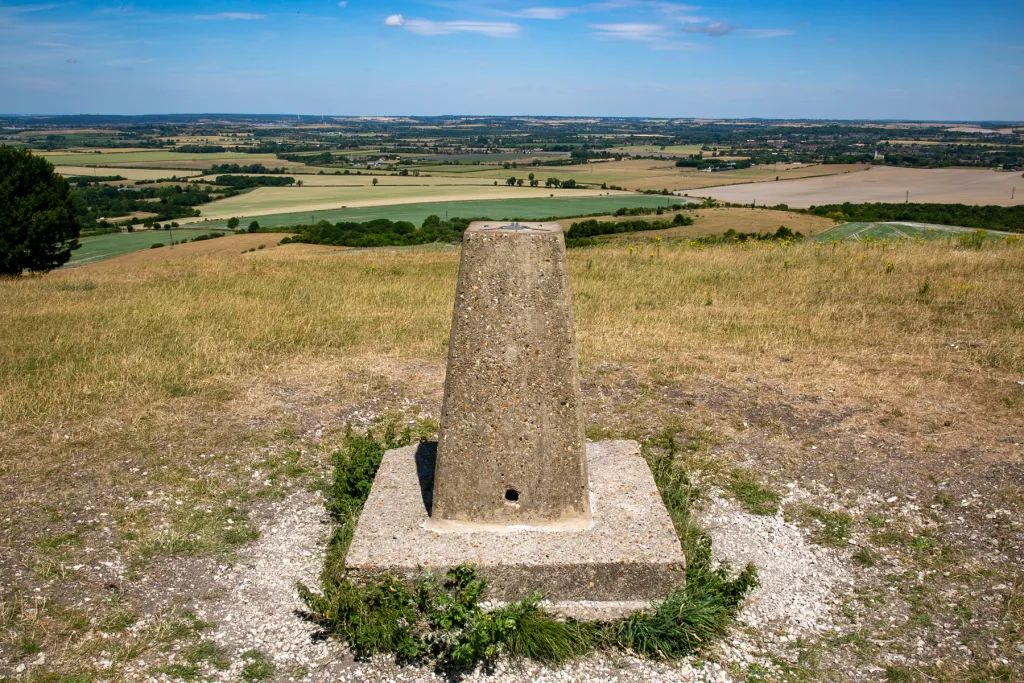 Ashridge Estate Ivinghoe Beacon Ridgeway Hike